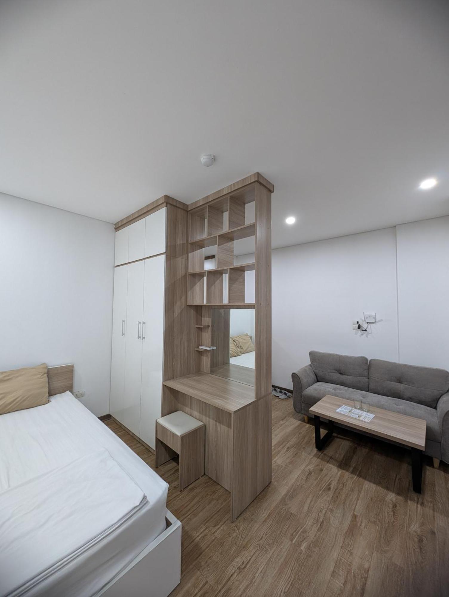 Era Long Quan Aparthotel